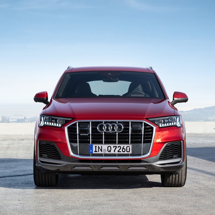 Audi Q7 AH